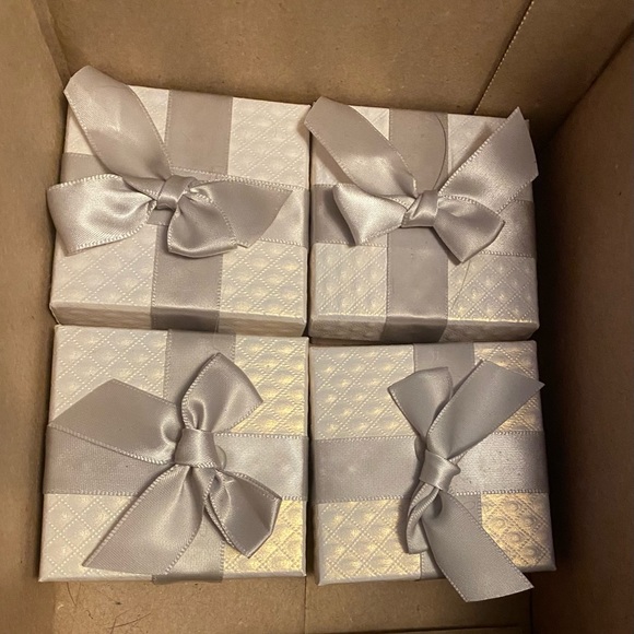 Pearls - Picture 2 of 10